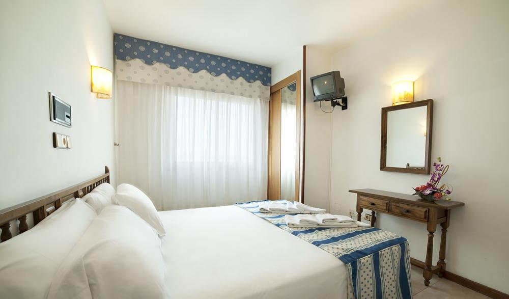 Hotel Ria Mar บียาลองกา ภายนอก รูปภาพ